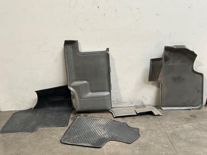 Kit tapis Mercedes Sprinter