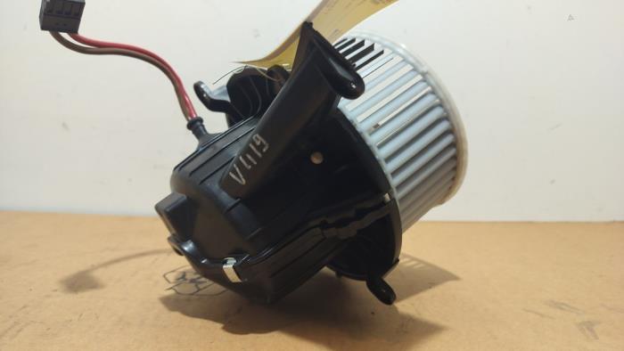 Silnik wentylatora nagrzewnicy Mercedes Vito