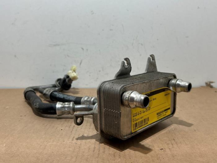 Chlodnica oleju Mercedes E-Klasse