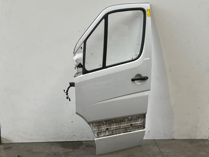 Door 2-door, left Mercedes Sprinter