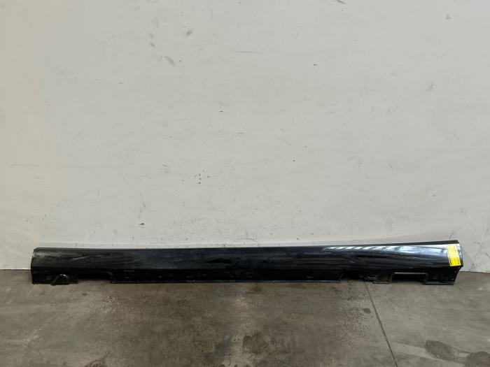 Umbral izquierda Mercedes E-Klasse