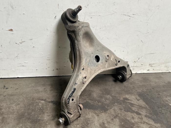 Bras de suspension avant droit Mercedes Sprinter