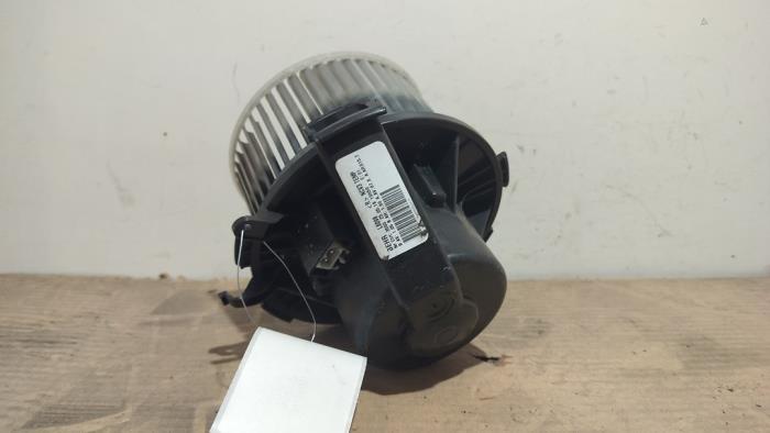 Silnik wentylatora nagrzewnicy Mercedes Sprinter