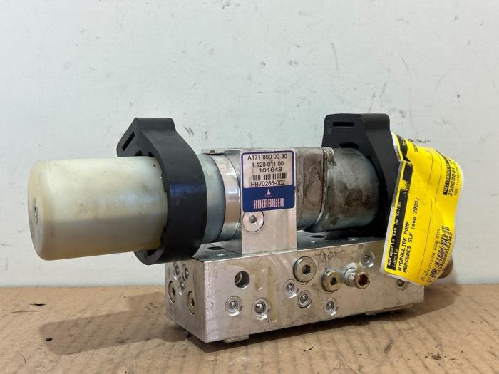 Pompa hydrauliczna Mercedes SLK