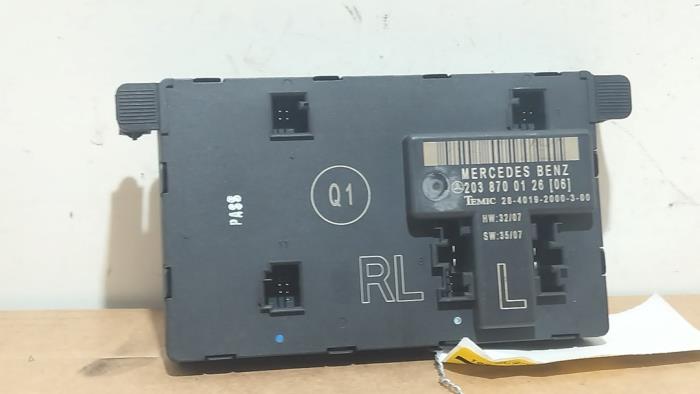 Módulo de cierre centralizado Mercedes C-Klasse