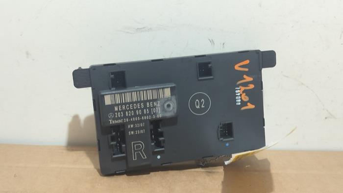 Módulo de cierre centralizado Mercedes C-Klasse