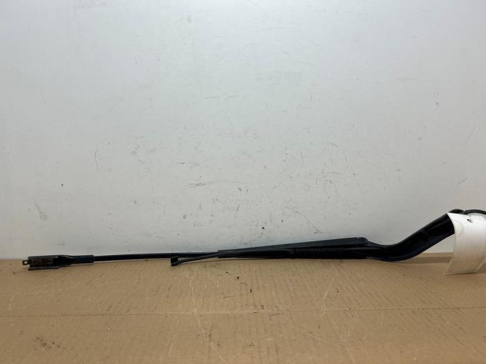 Brazo delantero de limpiaparabrisas Mercedes Sprinter