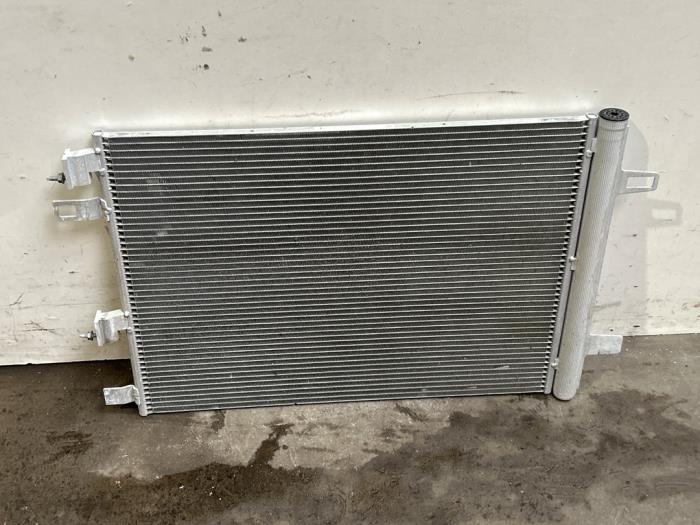 Radiateur clim Mercedes GLA