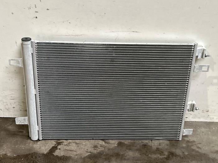 Radiateur clim Mercedes GLA