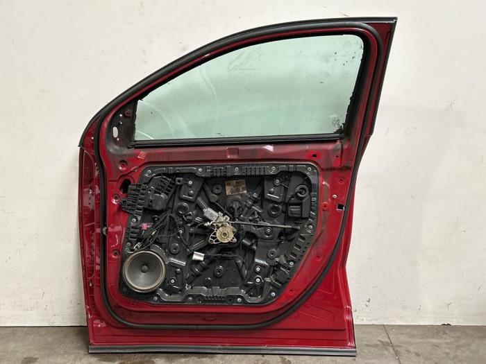 Tür 4-türig rechts vorne Mercedes GLA