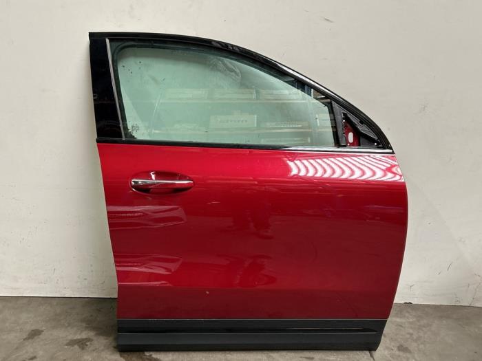 Puerta 4 puertas derecha delante Mercedes GLA