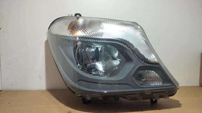 Faro derecha Mercedes Sprinter