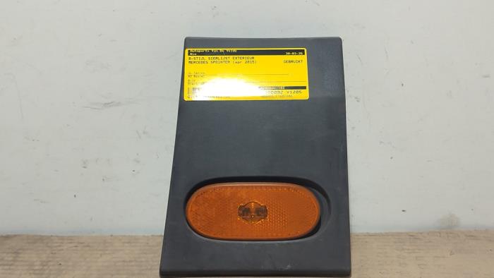 Embellecedor B exterior Mercedes Sprinter