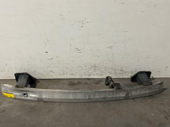 Viga de chasis detrás Mercedes CLK