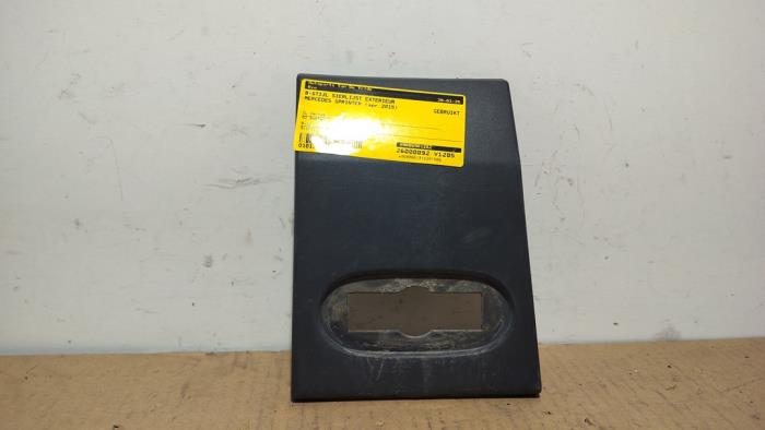 Embellecedor B exterior Mercedes Sprinter