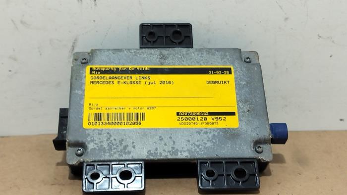 Gurtbringer links Mercedes E-Klasse