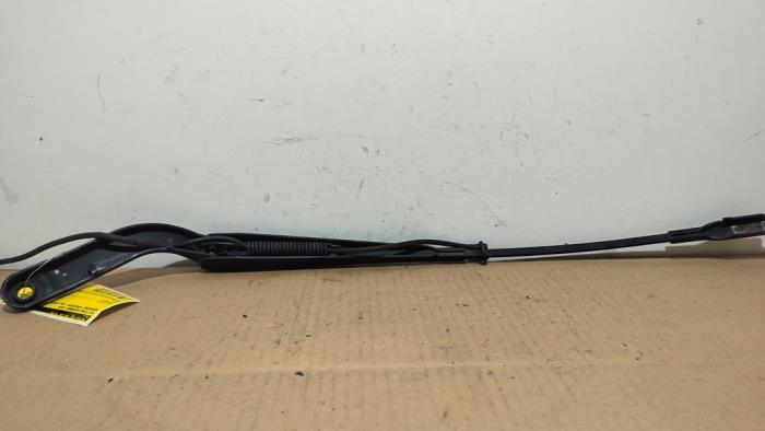 Brazo delantero de limpiaparabrisas Mercedes Sprinter