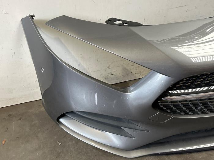 Zderzak przedni Mercedes A-Klasse