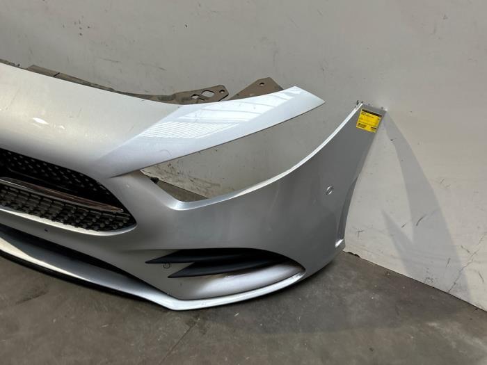 Zderzak przedni Mercedes A-Klasse