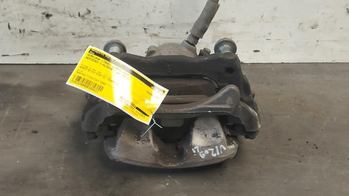 Remklauw (Tang) links-voor Mercedes C-Klasse