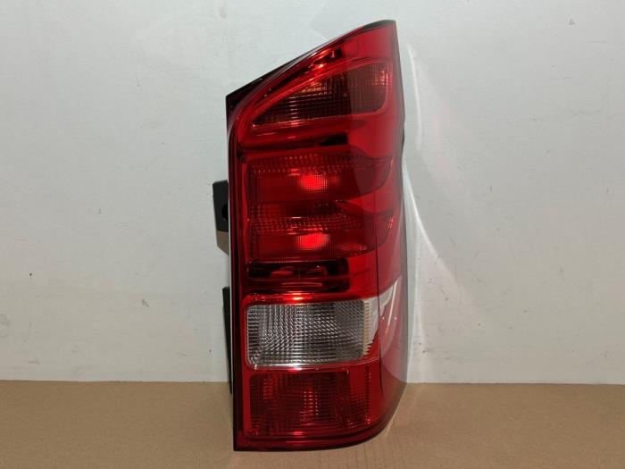 Tylne swiatlo pozycyjne prawe Mercedes Vito