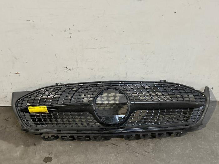 Grille Mercedes CLA