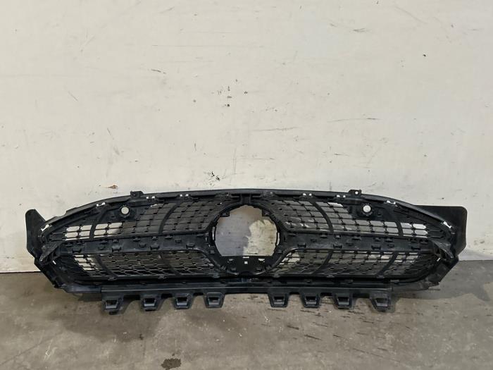 Grille Mercedes CLA
