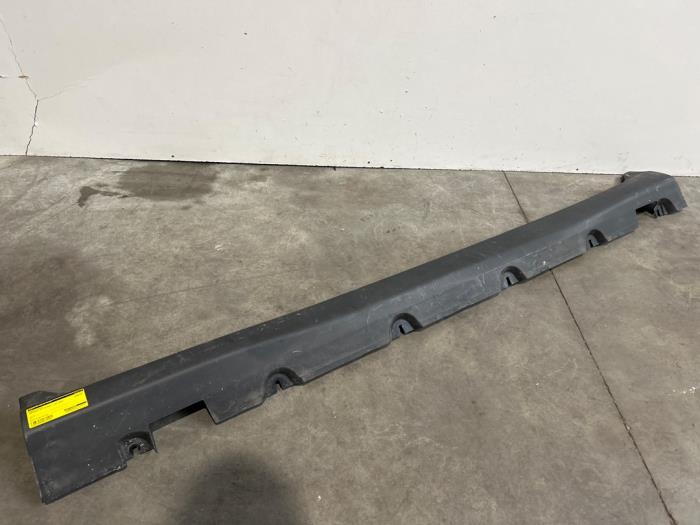 Schwelle links Mercedes GLC-Klasse
