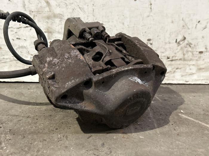 Remklauw (Tang) links-voor Mercedes 260SE-600SEL