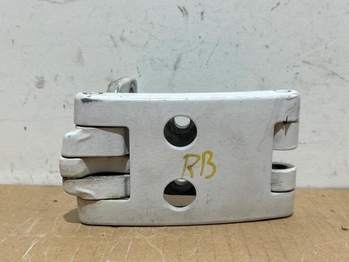 Charnière hayon Mercedes Sprinter