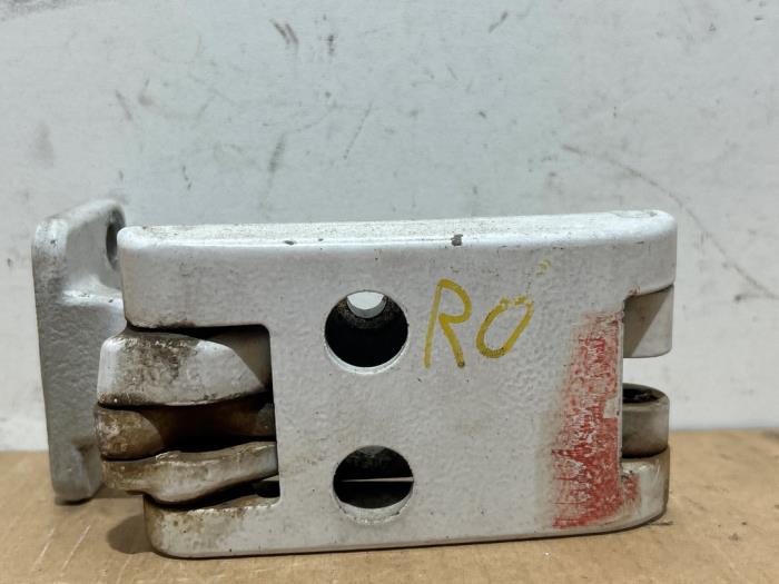 Charnière hayon Mercedes Sprinter