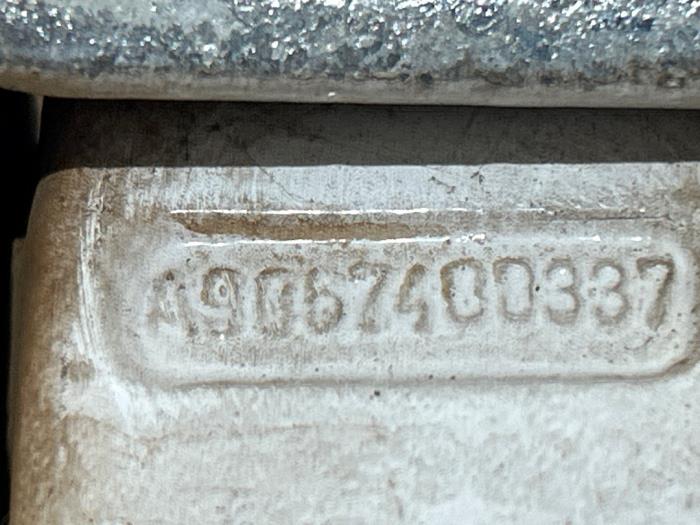 Charnière hayon Mercedes Sprinter