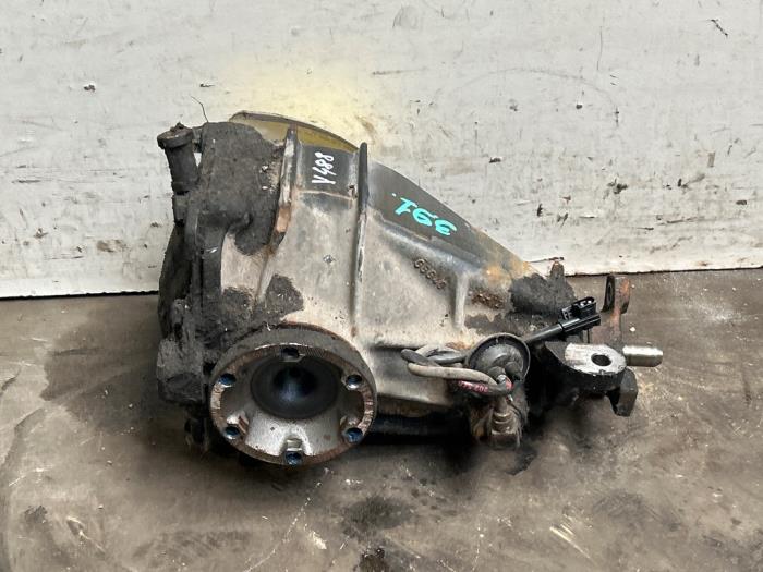 Differentieel achter Mercedes C-Klasse