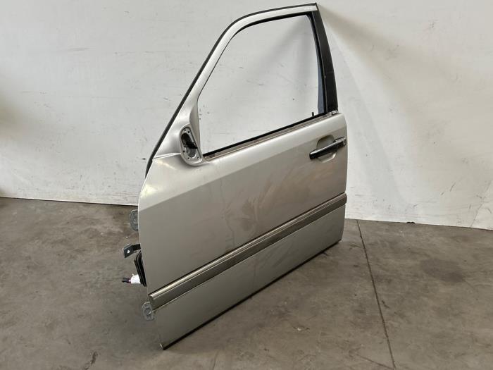 Portière 4portes avant gauche Mercedes C-Klasse