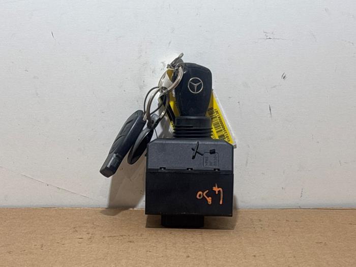 Ignition lock + key Mercedes A-Klasse