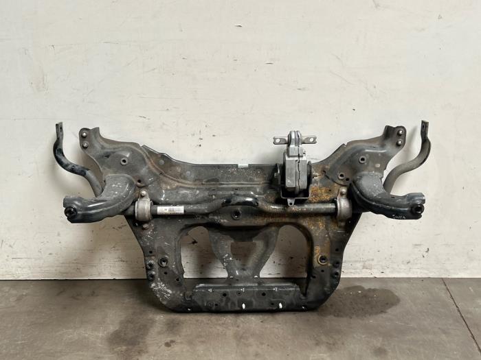 Faux châssis Mercedes EQA