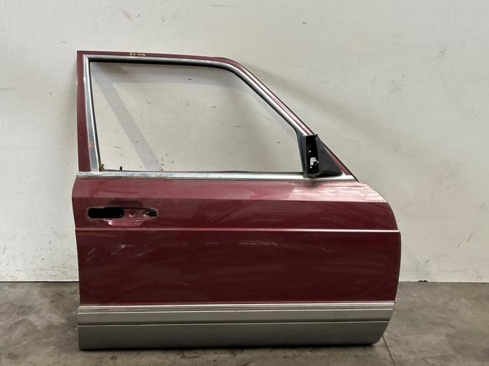 Puerta 4 puertas derecha delante Mercedes 260SE-600SEL