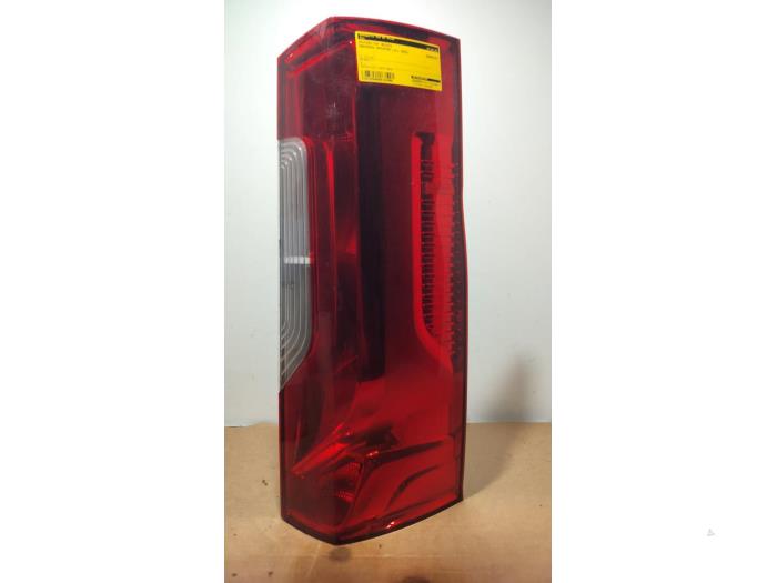 Luz trasera derecha Mercedes Sprinter