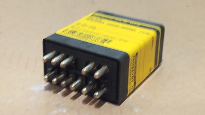 Relé Mercedes 260SE-600SEL