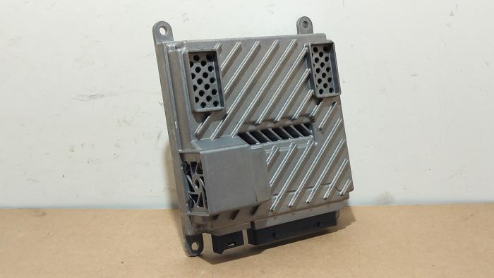 Radio amplifier Mercedes C-Klasse