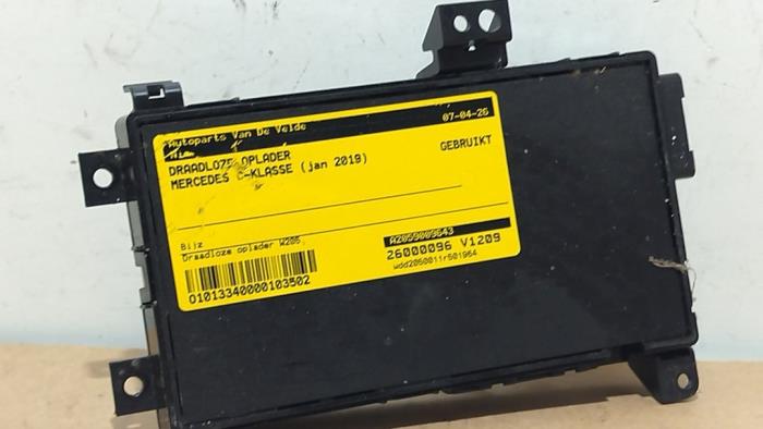 Drahtloses Ladegerät Mercedes C-Klasse