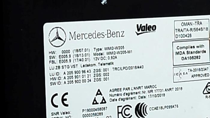 Cargador inalámbrico Mercedes C-Klasse