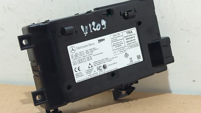 Cargador inalámbrico Mercedes C-Klasse