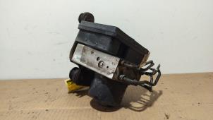 ABS Pomp van een Mercedes-Benz ML I (163) 350 3.7 V6 18V 2003