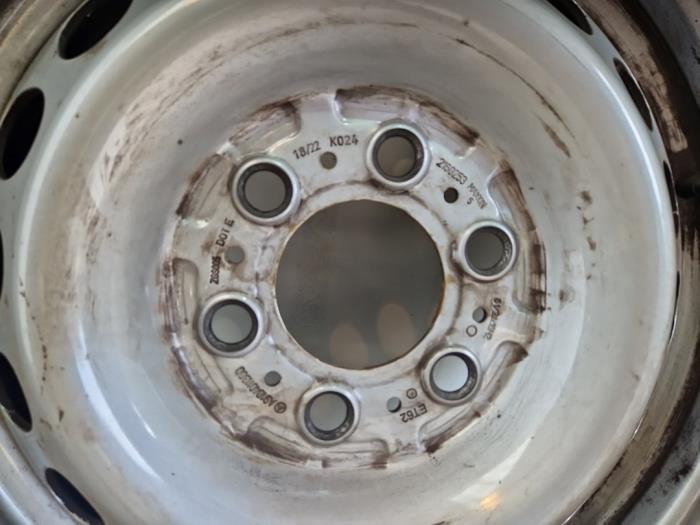 Llanta y neumático Mercedes Sprinter