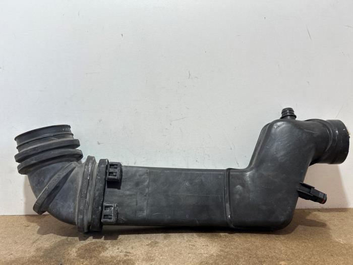Air intake hose Mercedes C-Klasse