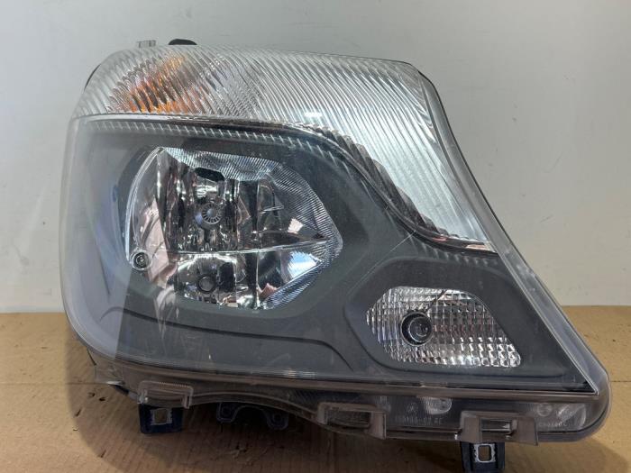 Headlight, right Mercedes Sprinter
