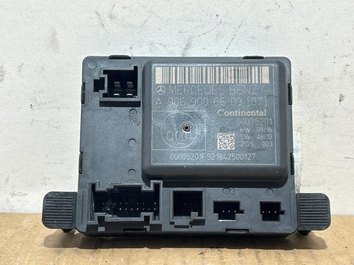 Módulo de cierre centralizado Mercedes Sprinter