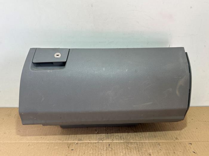 Guantera Mercedes Sprinter