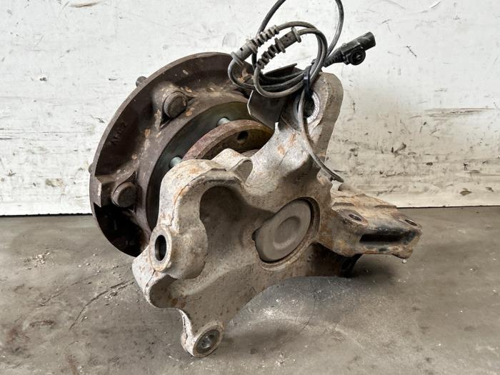 Sworzen prawy przód Mercedes Sprinter